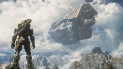 Halo 4 Master Chief Looks at Ship