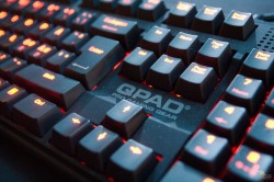 Qpad keyboard red detail