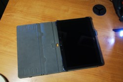 Belkin Multitasker case open