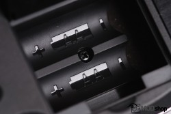 Genius 8800 Battery Compartment empty